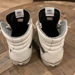 HIGHTOP WHITE VANS size 8.5